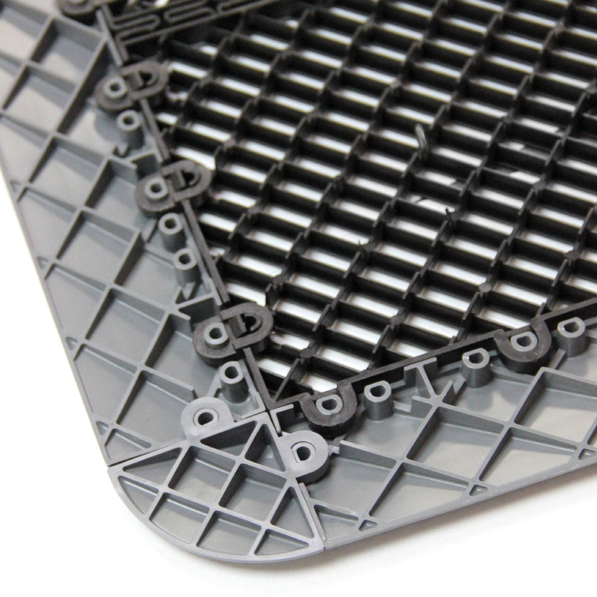 Угол для City